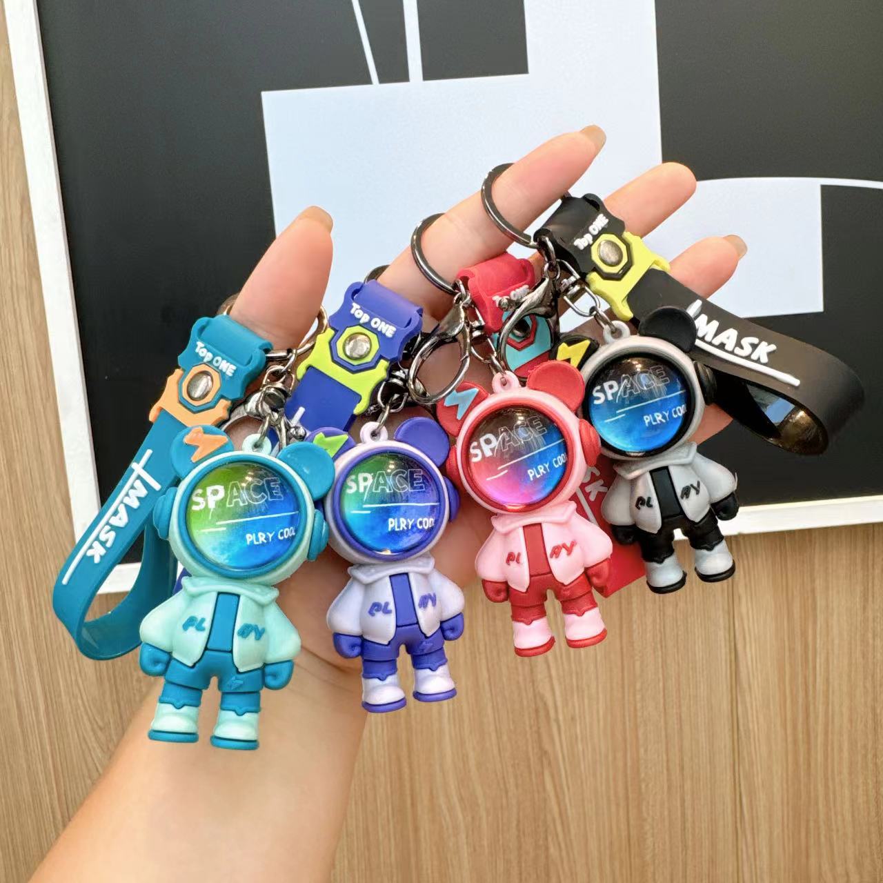 Cool Space Hero Bear Keychain, Cartoon Cool Car Key chain, student schoolbag pendant, Small gift wholesale