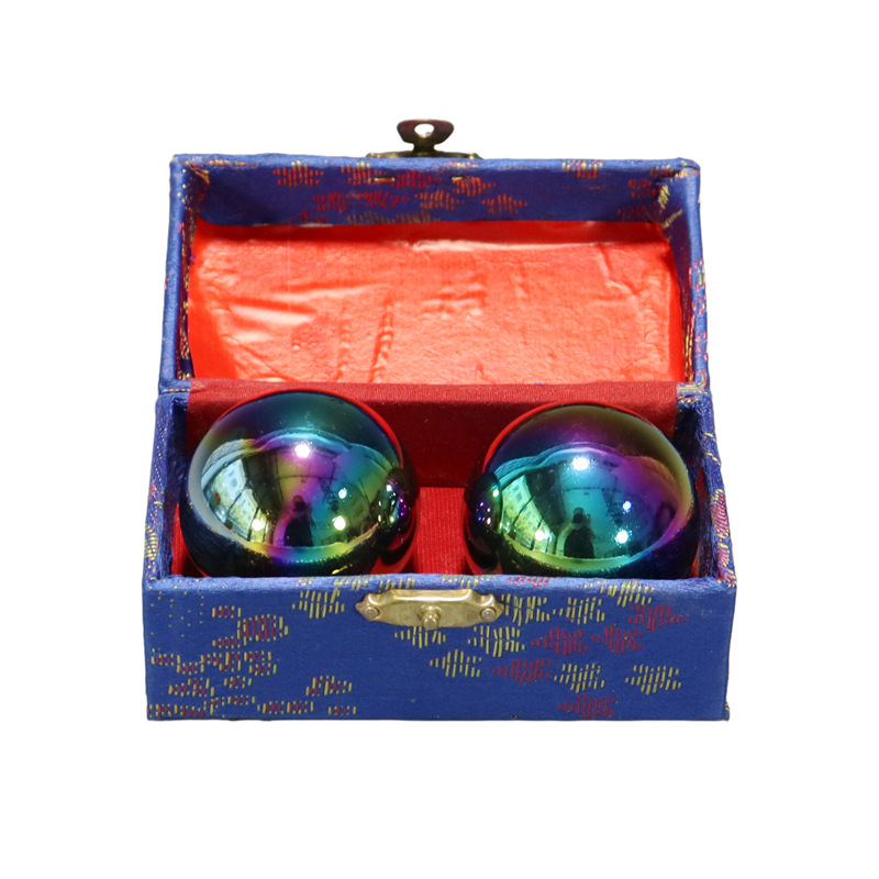 Baoding iron ball chrome-plated solid hollow bell sound middle-aged and elderly leisure sports gift hand-spun massage fitness handball Item Picture