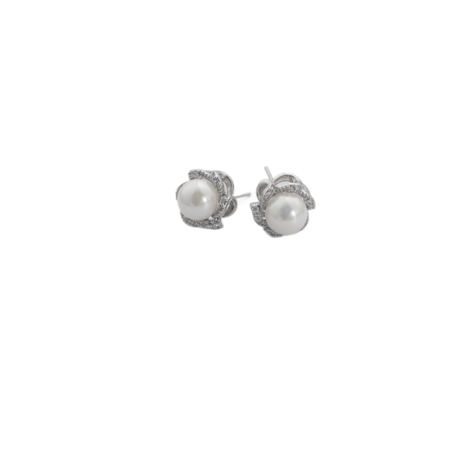Wholesale of new copper-plated real gold S925 silver needle inlaid freshwater pearl zircon hollowed-out fresh and sweet style stud earrings Item Picture