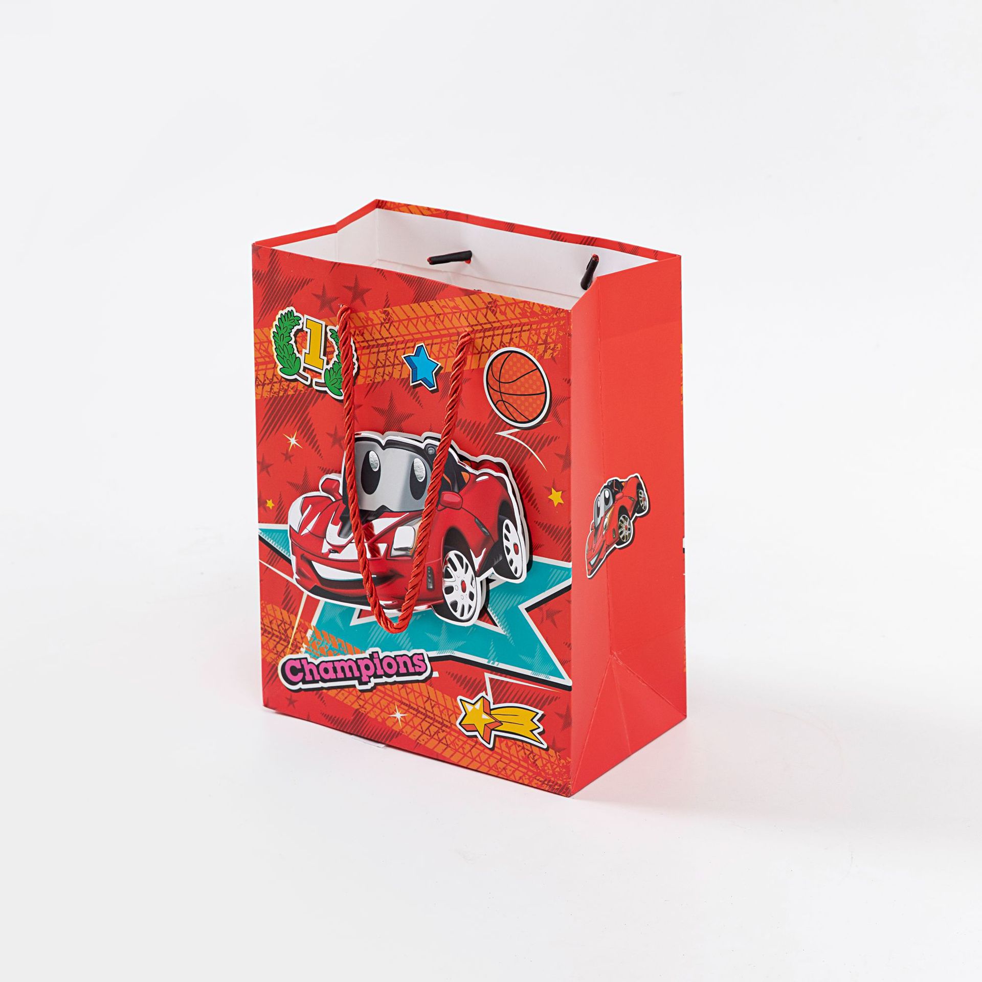 Wholesale gift bags, children's red cartoon car handbags, non-woven fabric packaging bags, party birthday gift bags, and souvenir packaging details Picture