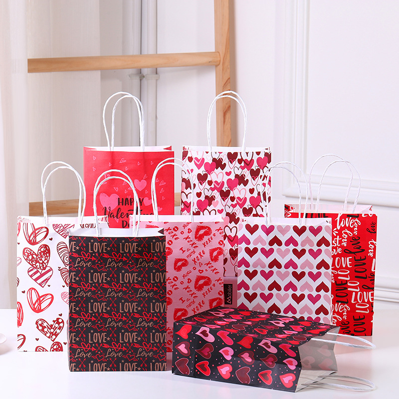 Valentine's Day gift bags, heart-shaped decorative handbags, gift packaging bags, gifts and souvenirs, Qixi paper bags and packaging bags