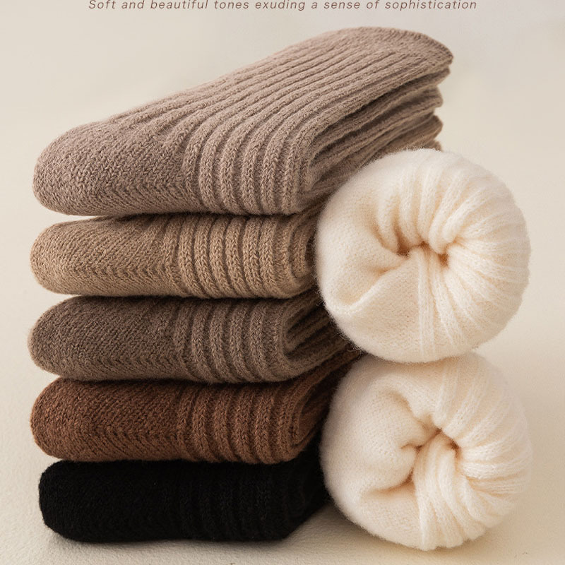 运动、休闲棉袜实物图