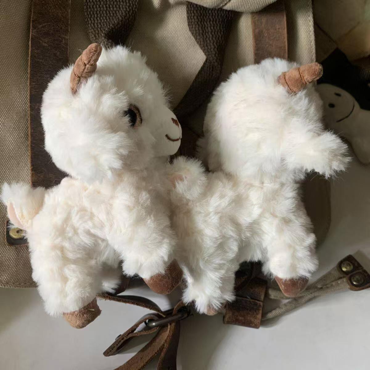 Xinjiang little sheep pendant plush doll super soft and cute alpaca pendant available for order ！！！！！ details Picture