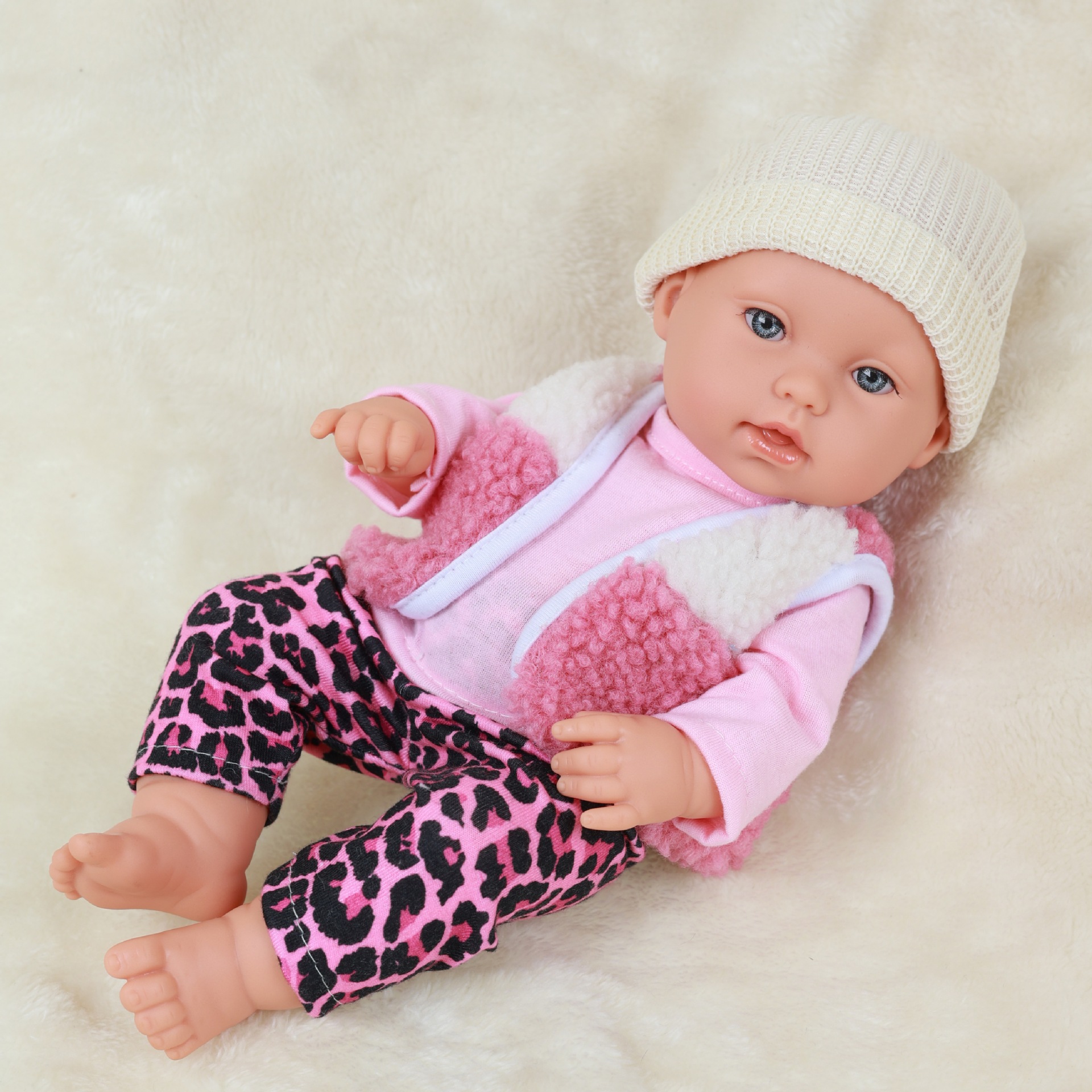 跨境12英寸仿真婴儿搪胶娃娃安抚儿童过家家重生娃娃玩具批发玩偶