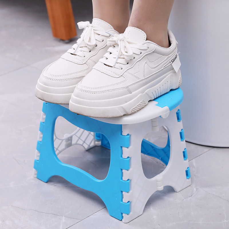 Portable thickened stool, children's stool, folding stool, fishing stool, small stool, outdoor plastic low stool, train stool Specification image