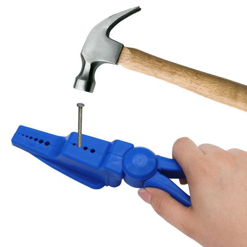 New type of nail clamp, nail tapping auxiliary tool, nail graber, nail driving and fixing tool, auxiliary clamp, safety guard hand, nail driving details Picture