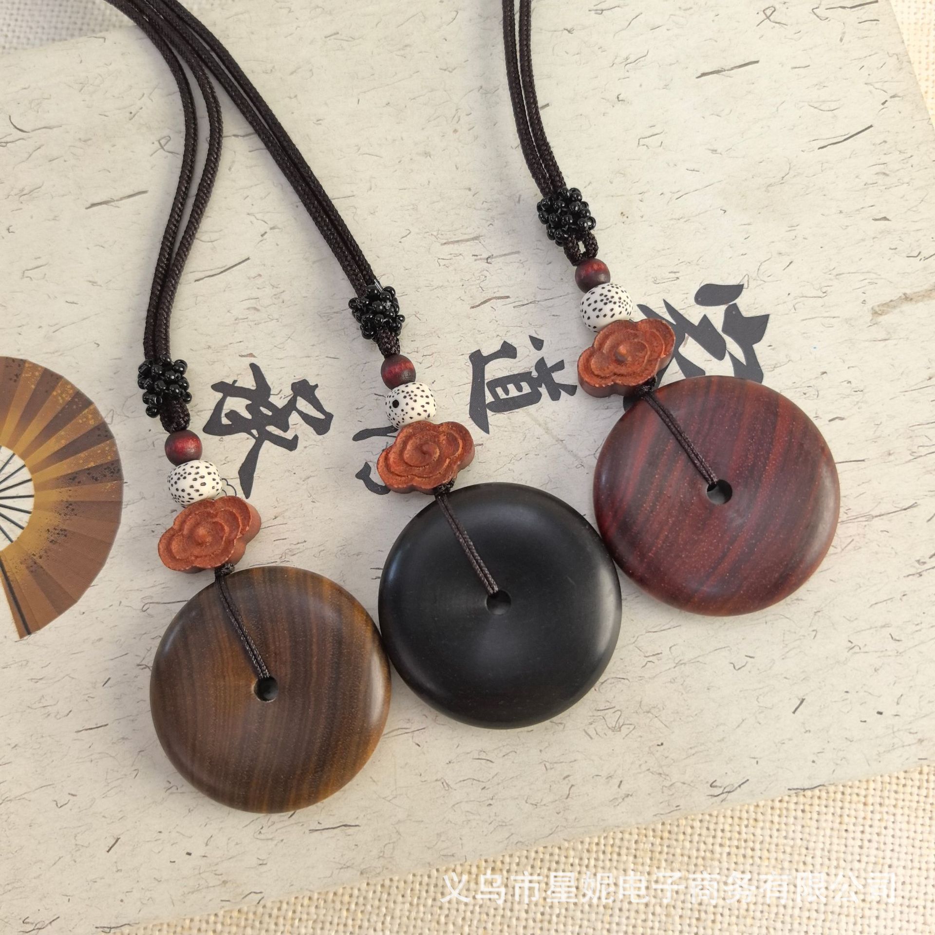 Elegant pearl short necklace, women's lanyard jewelry, classic, fashionable, simple and versatile women's accessories Item Picture