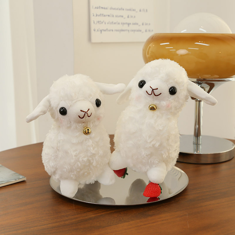 新款外贸8寸娃娃机公仔批发小白羊铃铛羊活动送女友婚礼暖场抛洒