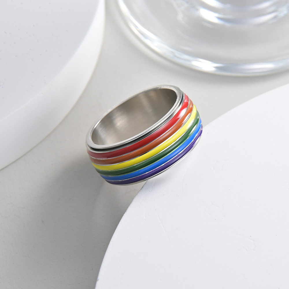 The new rainbow rotatable ring for both men and women in cross-border e-commerce is a bestseller in Europe and America on Amazon. It is a hit product of Shein details Picture