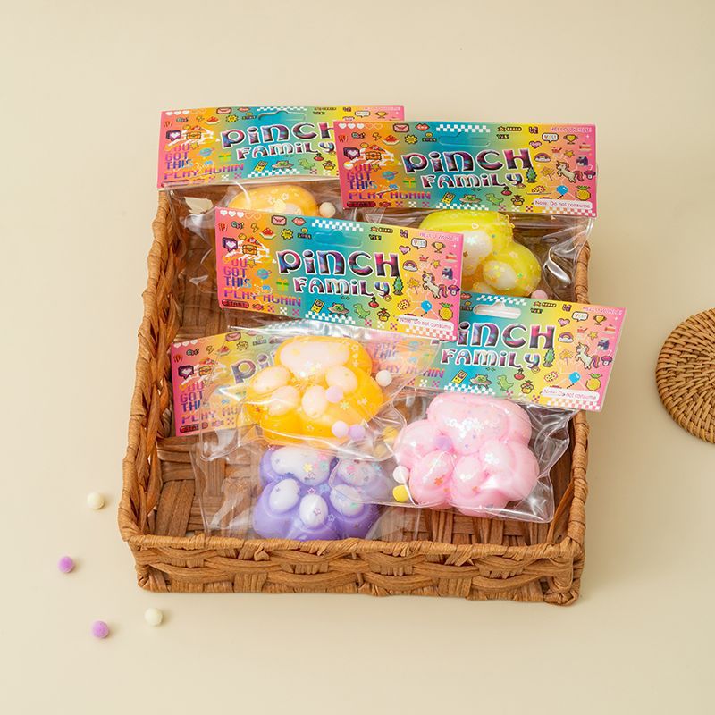 Best-selling tpr soft rubber cat paw Pinch Fun stress-relieving gadget, gift children's stress-relieving toy box wholesale Application Scenario