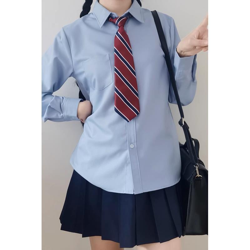 A long-sleeved blue jk shirt for outerwear and innerwear, with a unique design sense of the Spring and Autumn college style, a thin jk uniform for girls Application Scenario