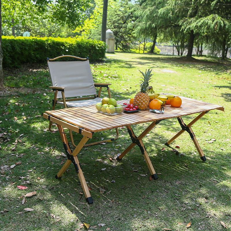 便携折叠桌椅榉木蛋卷桌自驾旅行野营露营桌户外野餐木纹桌批发产品图