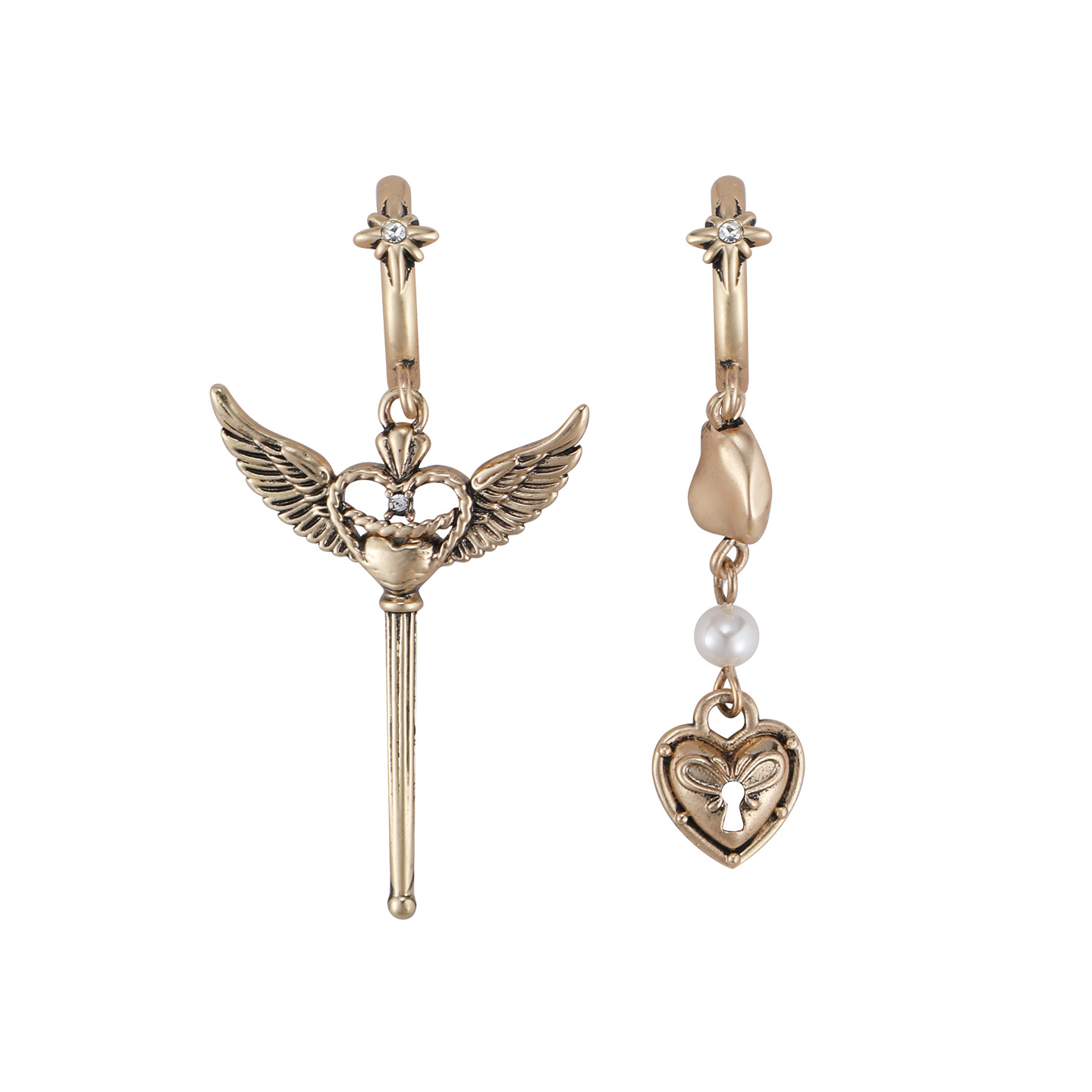 The Cupid's Wing series earrings feature an original design that exudes an exquisite, fashionable, retro and high-end feel. They are unique and versatile earrings for women Item Picture