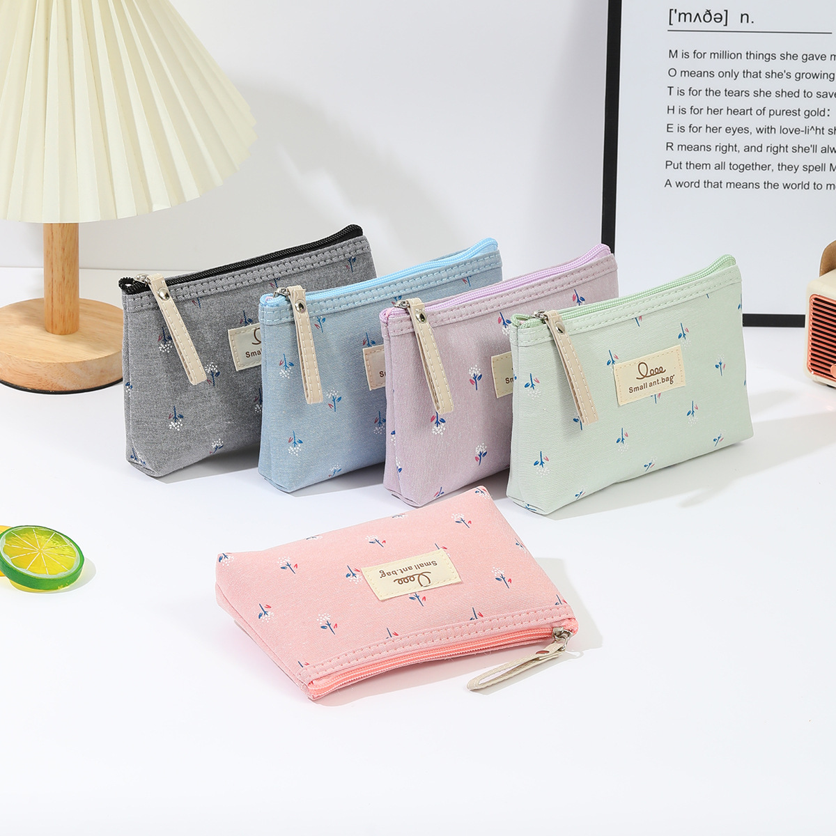 Cross-border printed canvas cosmetic bag, waterproof portable for women, Ins-style letter student pen case, travel storage toiletry bag details Picture