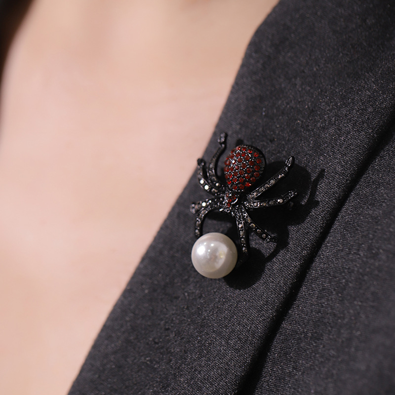 肯杰 神秘能量spider蜘蛛icon喷漆水钻胸针万圣节珍珠胸针女ins风