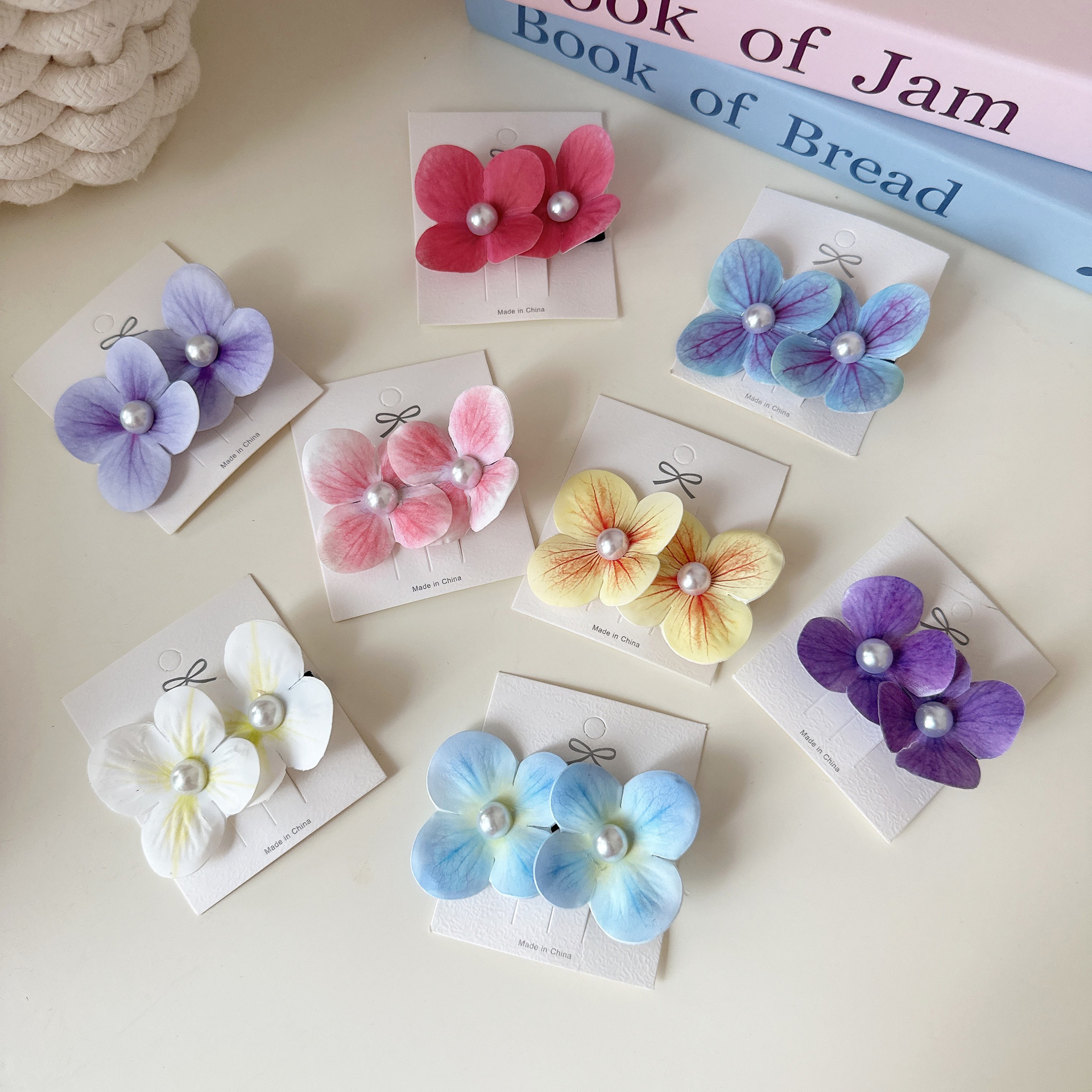 Mint Manbo Phalaenopsis pearl flower hair clip, seaside photo vacation style, side duckbill clip, super fairy-like hair accessory for women full figure