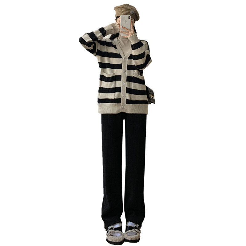 Chenille wide-leg pants for women's autumn and Winter 2025 new thickened narrow straight leg casual wheat ear fleece pants for children Item Picture