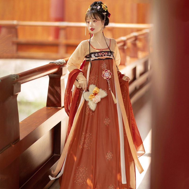 汉服女长袖中国风/明制表演服饰汉服/甲胄/表演服饰汉服/尾货产品图