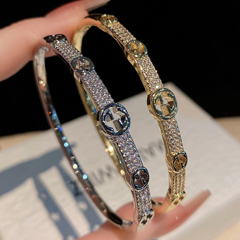 اسوارات مصنوعة من الفضة، الفضة، من القماش، مصنوعة من القماش details Picture