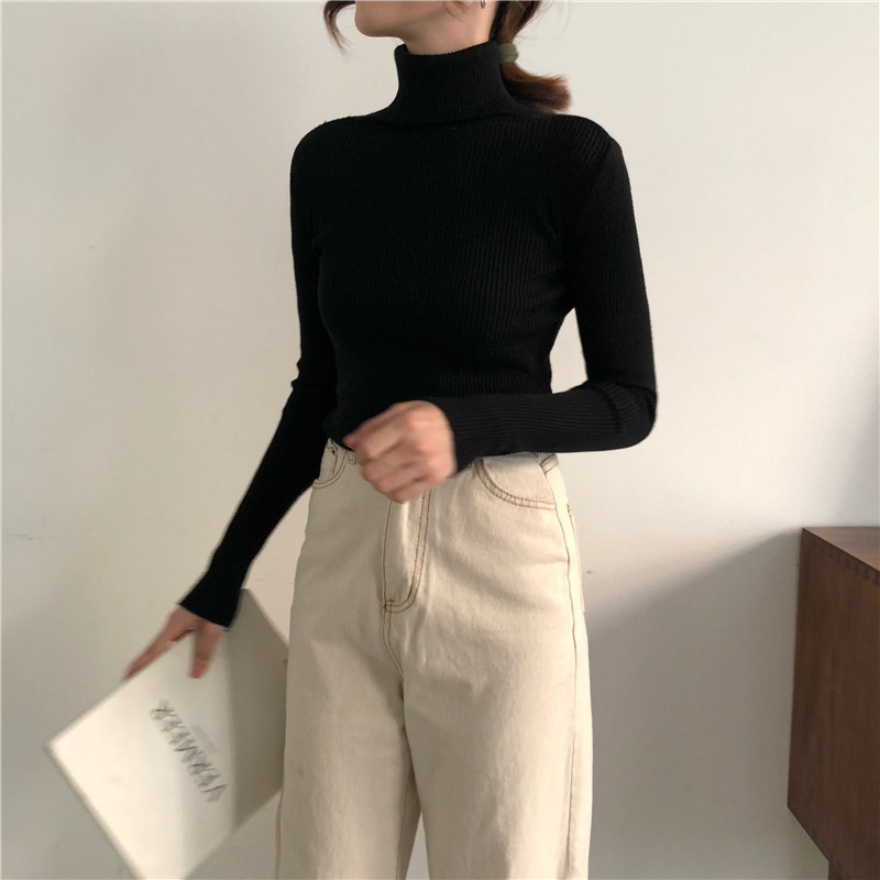 For the 2024 autumn/winter season, a stylish and slimming high-neck knitted base layer, a women's pullover top, and a sweater for women to wear inside on Instagram Application Scenario