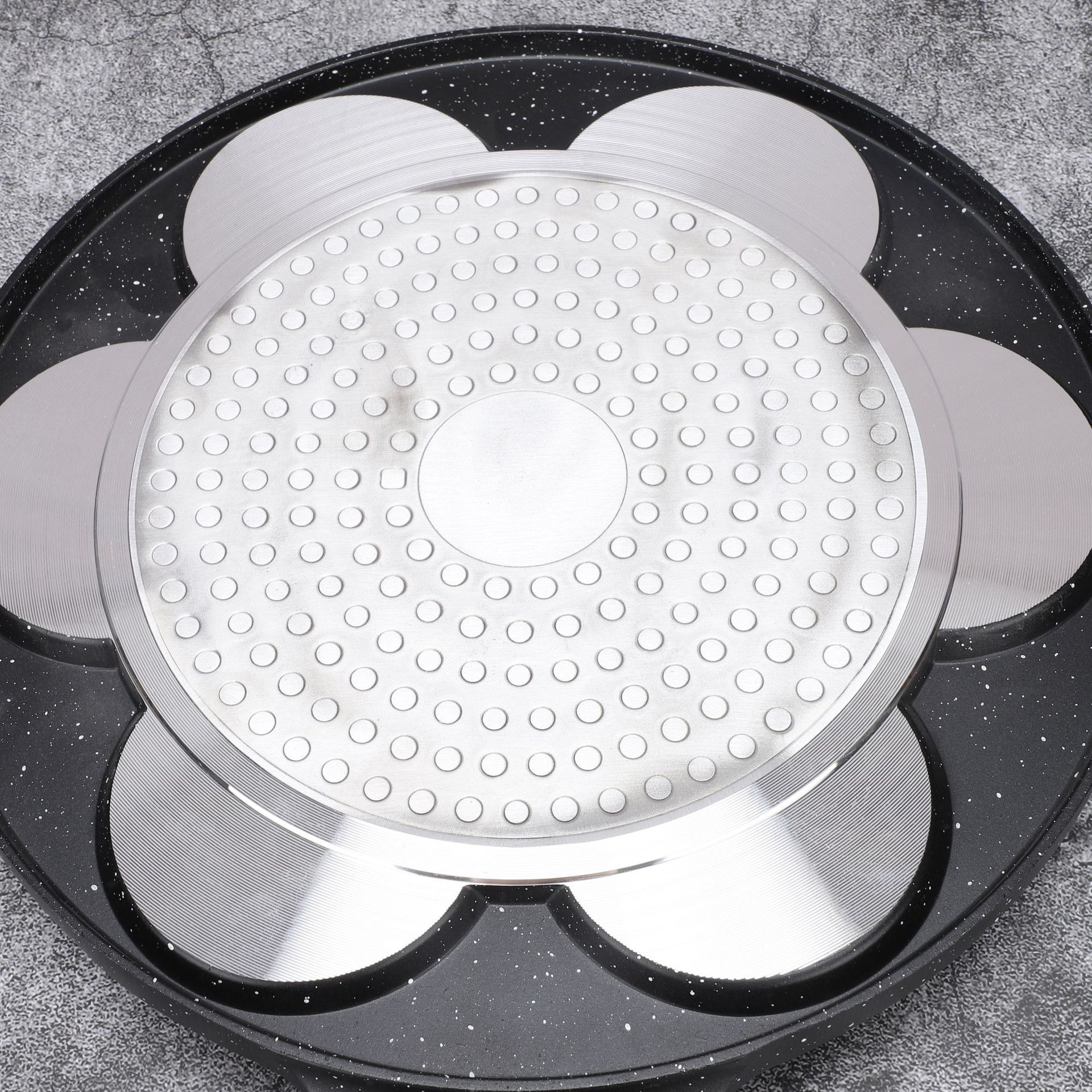 家用制作七孔笑脸松饼煎蛋煎饼麦饭石不沾华夫7孔煎烤不粘锅煎饼详情图5