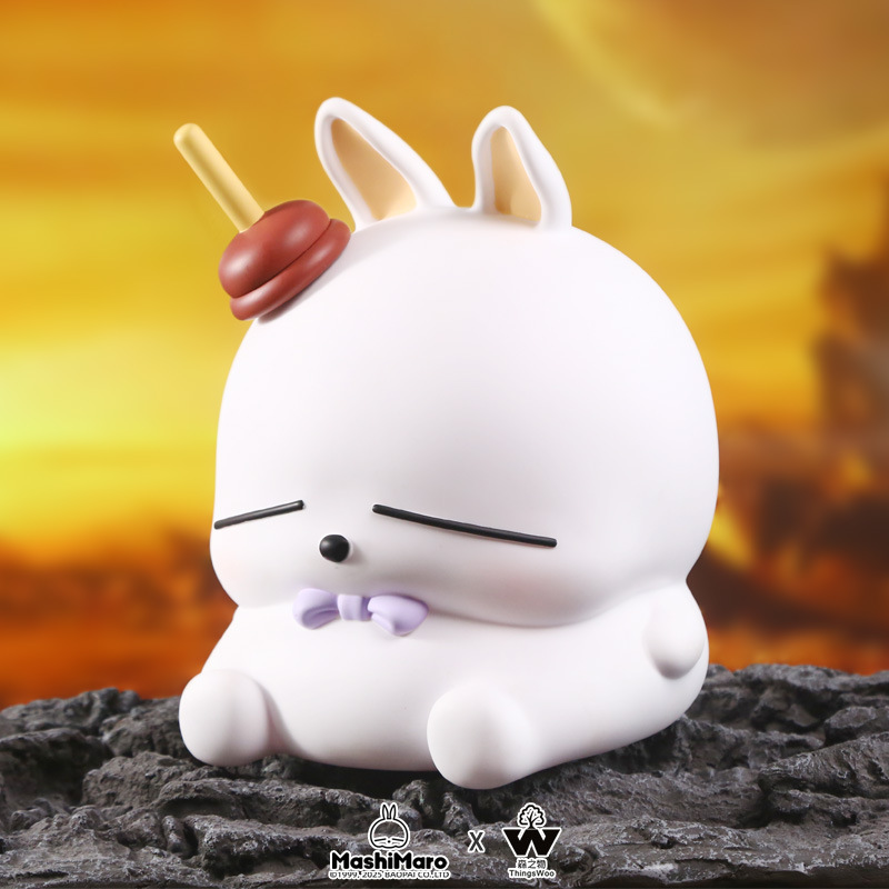 "Rogue Rabbit figurine, cartoon cute Rogue Rabbit large piggy bank magnetic accessory design, desktop figurine wholesale. details Picture