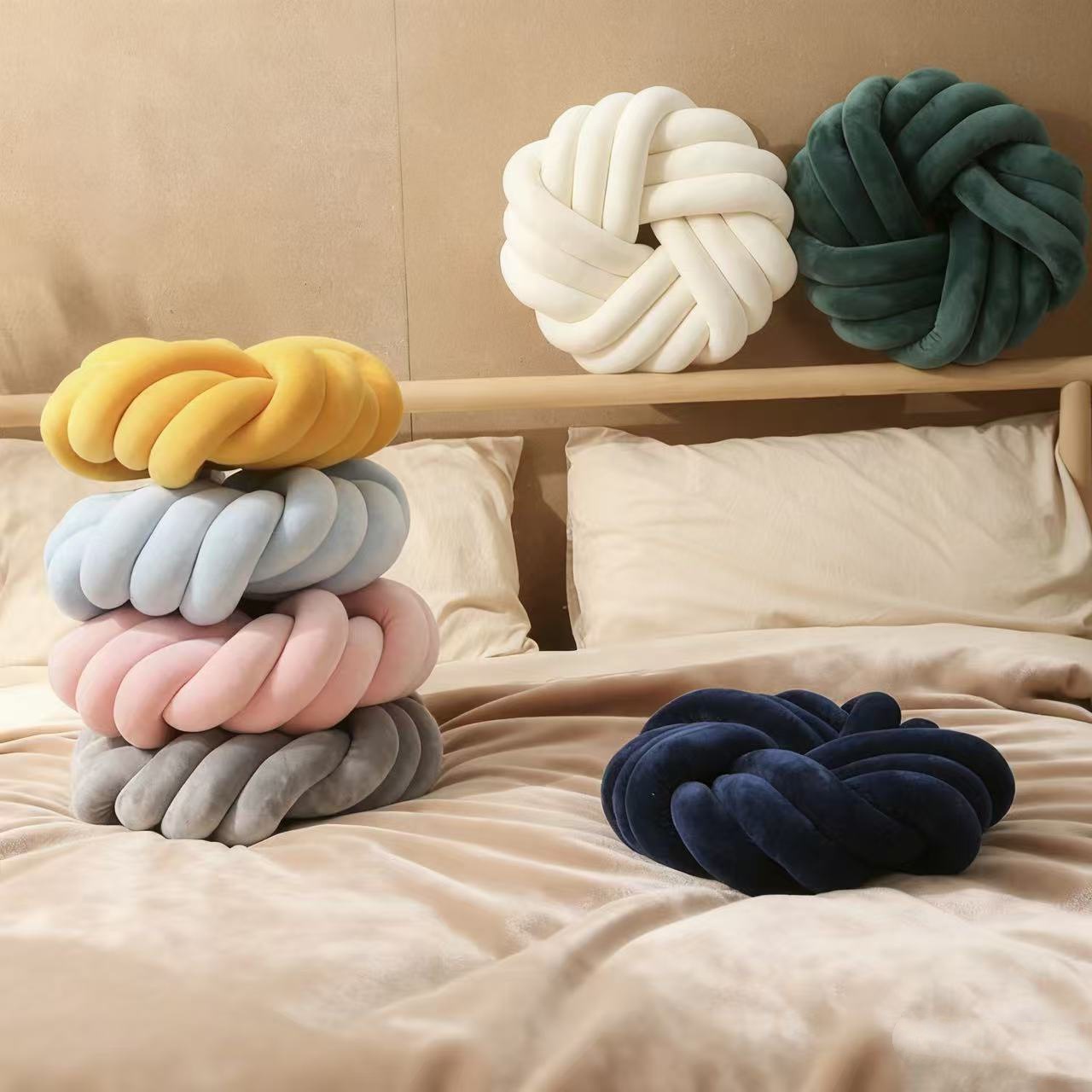 Cross-border handcrafted ins Nordic-style woven throw pillows, round three-strand rope knotted ball decorative sofa cushions, creative seat cushions details Picture