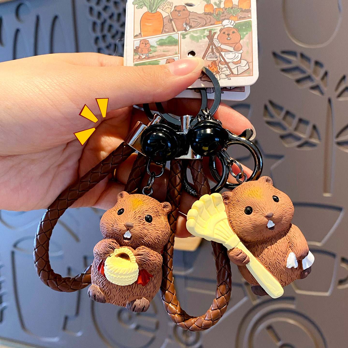 Original marmot keychain, Bai MAO pendant, cute and exquisite resin figurine, men's and women's backpacks, key chain, pendant and gift details Picture