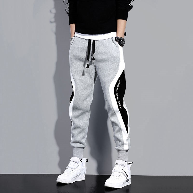 New thickened, warm, fashionable, color-blocking and trendy embroidered English tight-fitting sweatpants for men in autumn and winter details Picture