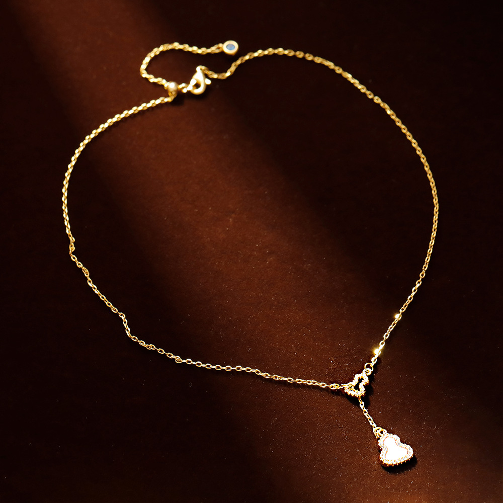 Hyacinth Natural pink mother-of-pearl Gourd pendant Necklace, women's fashionable, light luxury, elegant and high-end necklace, 2025 new style collarbone chain Specification image