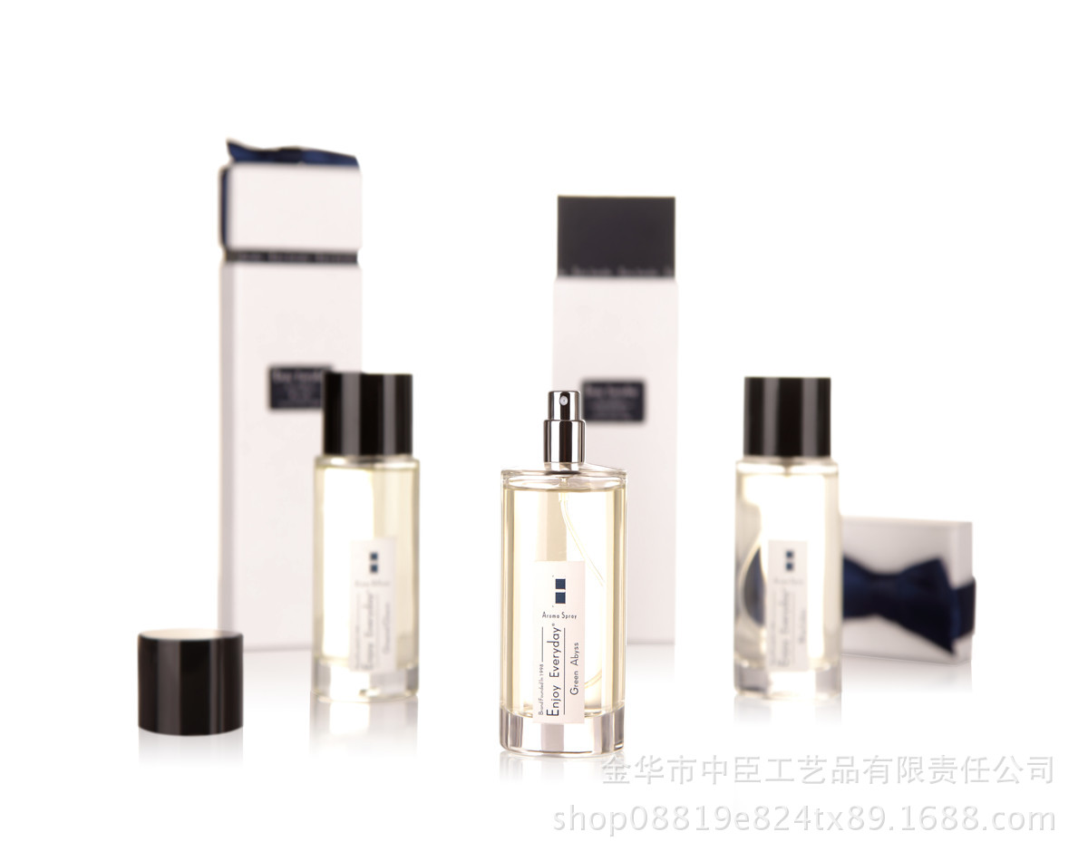 Aromatherapy spray air freshener, household handheld portable spray perfume, long-lasting light fragrance, car odor removal details Picture