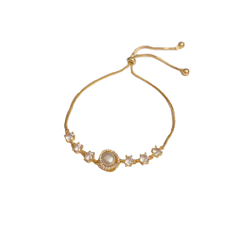Japanese and Korean style fashionable, light luxury, niche zircon wrapped pearl bracelet for women, high-end design sense, versatile jewelry wholesale Item Picture