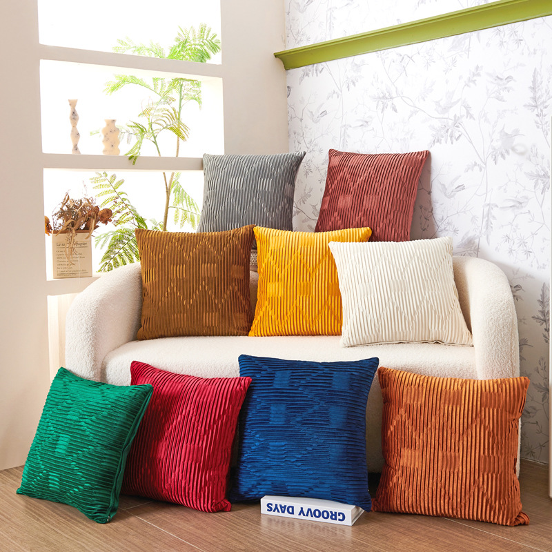 外贸跨境荷兰绒抱枕套电脑褶皱工艺压花沙发腰靠卧室午睡枕靠垫