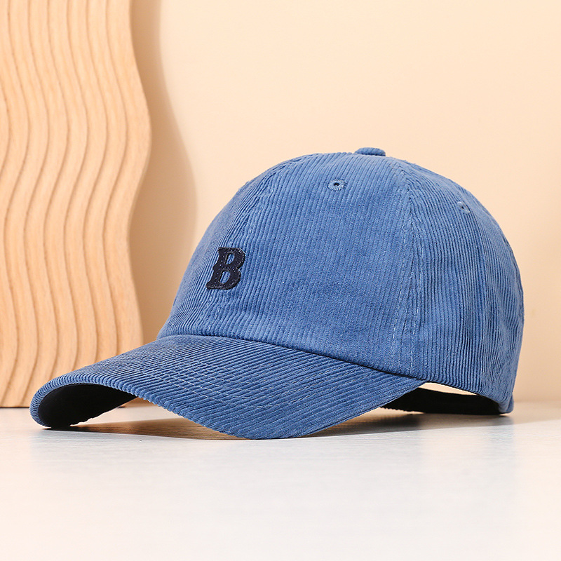 Wholesale of pure cotton baseball caps for women in spring and summer 2025, sun hats, sunshade baseball caps, and men's hats with embroidered logos Application Scenario