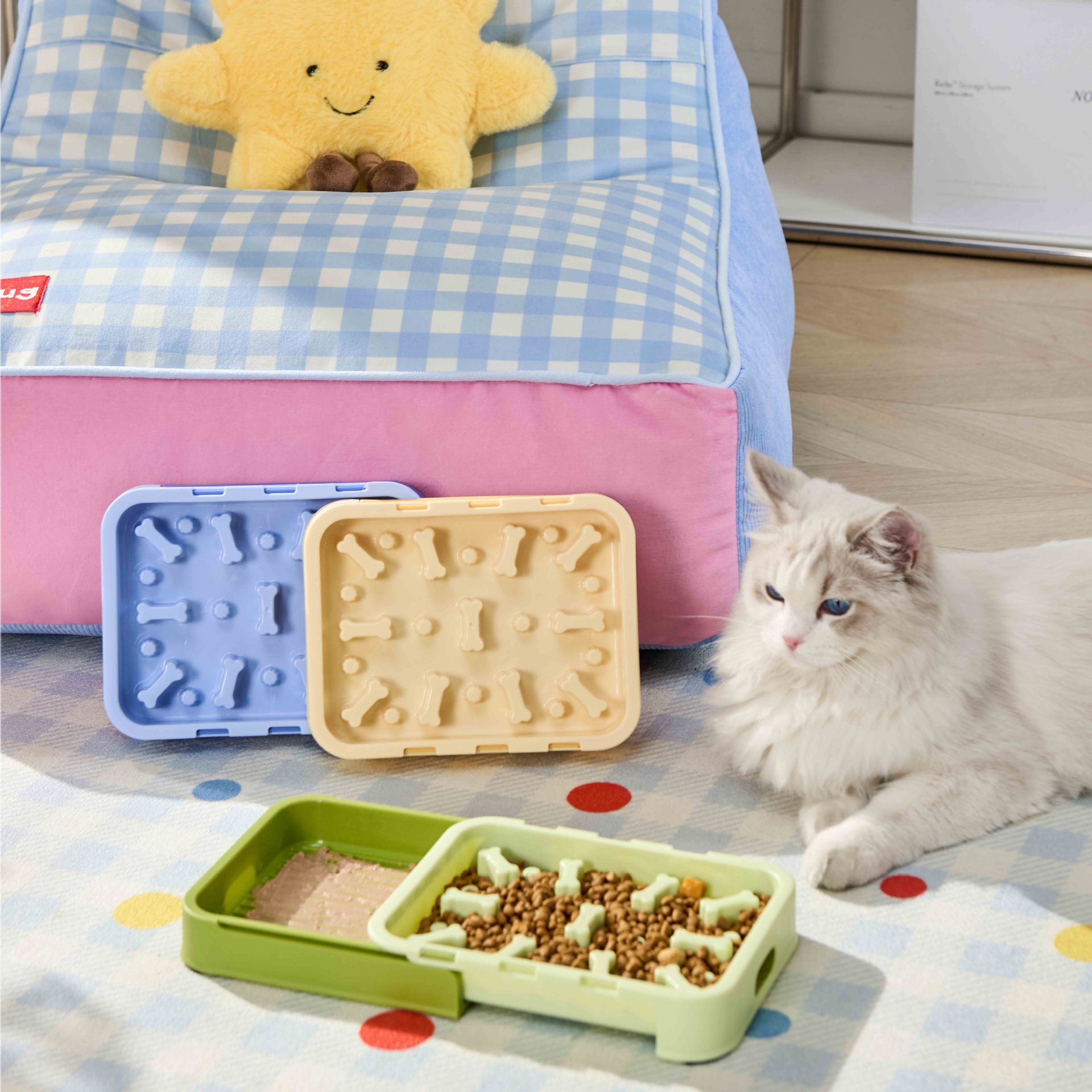 New wholesale pet pull-out licking slow food bowl, anti-knock cat licking mat, pet double bowl, dog food utensils