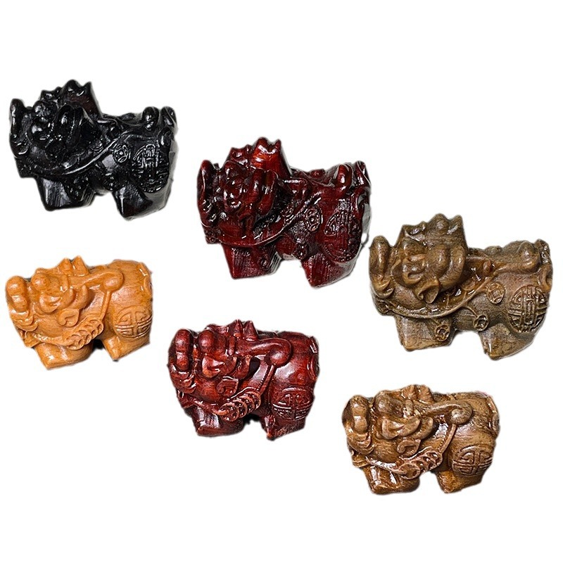 Household sandalwood small accessories, wooden carved three-dimensional PI Xiu two-piece DIY loose accessories, Buddhist prayer beads accessories and ornaments Item Picture