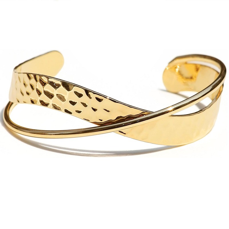 A simple and fashionable InS-style brass metal bracelet with a popular line and open design for women in the east gate of Japan and South Korea Item Picture