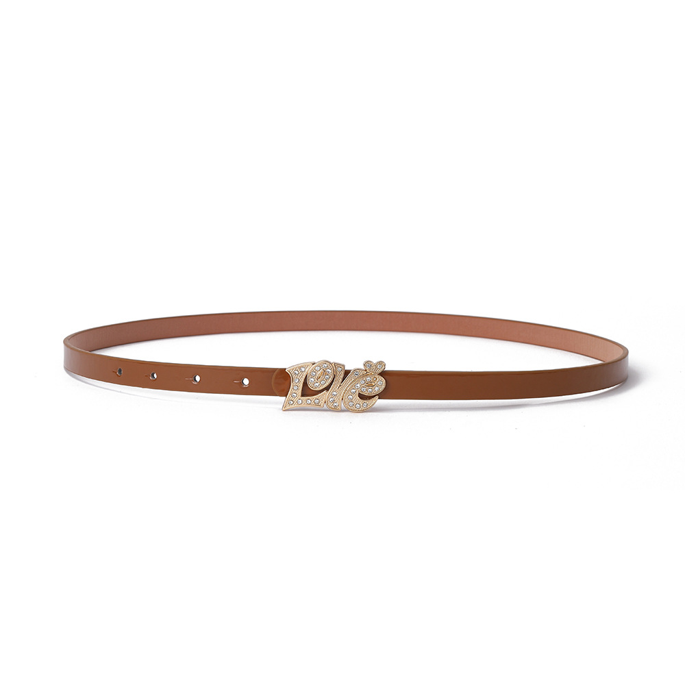 A simple letter-buckle belt for women with diamond-encrusted waist, exuding a sense of sophistication and simplicity. It is a fashionable and versatile dress with a waistband details Picture