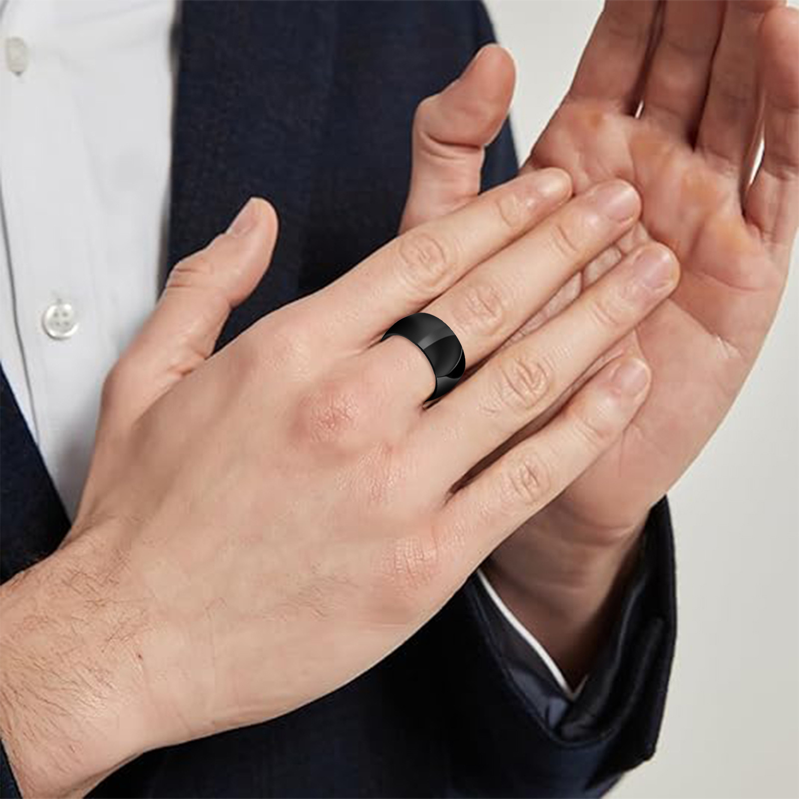 New cross-border products from the factory: 12MM wide ring with a European and American hip-hop punk style, a men's smooth ring bracelet, a bestseller Application Scenario
