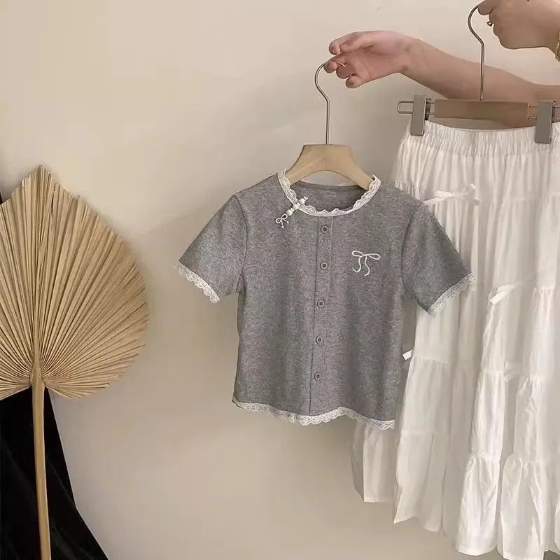 مجموعتان من فساتين كقمصان للملابس والكعك، وهي مجموعة جديدة من أزياء الأطفال الكبيرين details Picture