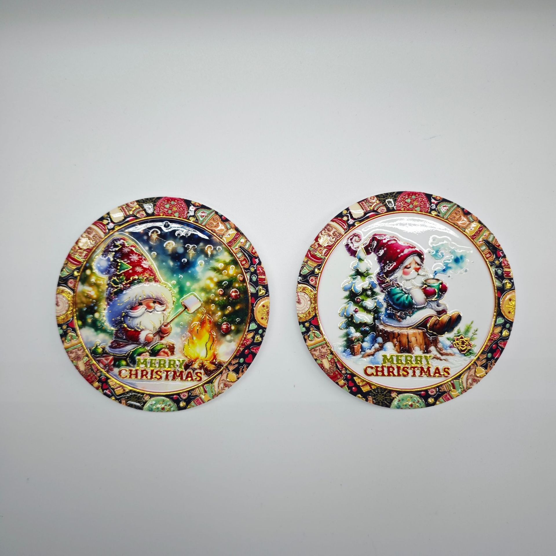 Cross-border Christmas coasters, circular ceramic 3D embossed and embossed coasters, household decorative, heat-insulating and waterproof coasters details Picture