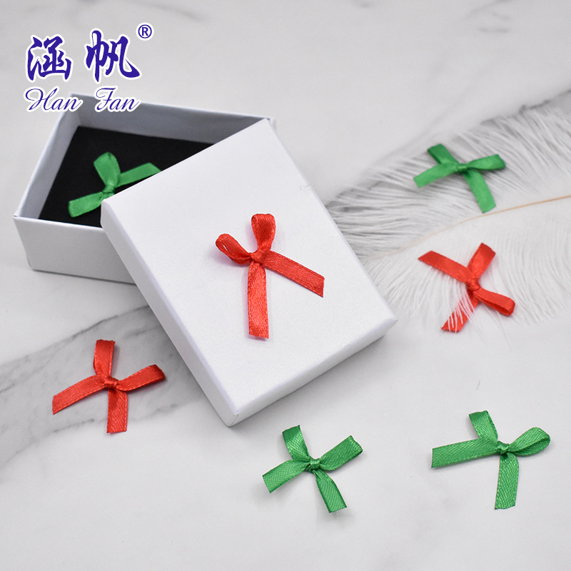 Wholesale of clothing accessories, underwear, plush toys, accessories, small bows, bagged in multiple colors and styles, hand-tied bows Application Scenario