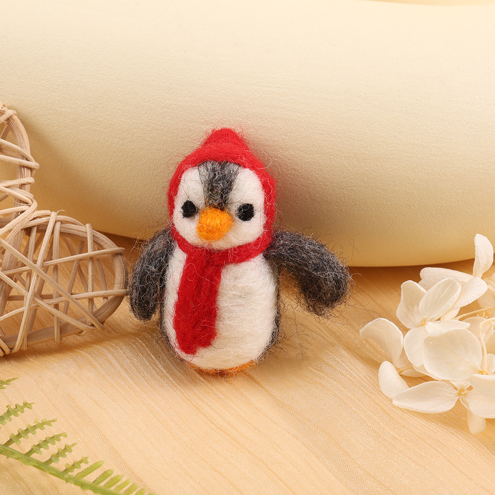 Ins-style handcrafted wool felt cartoon dolls, cute little penguin clothing and accessory gifts Application Scenario
