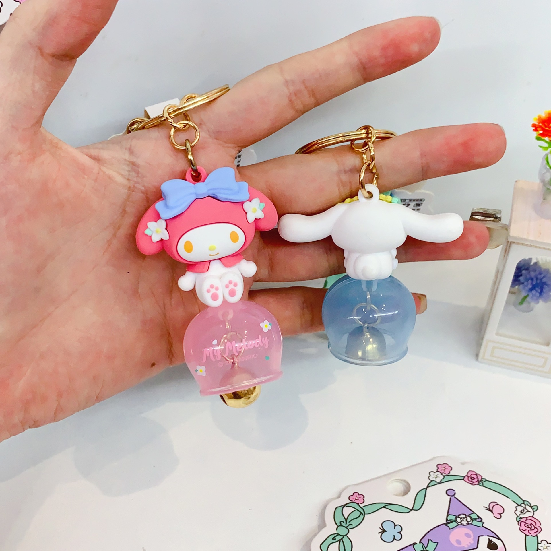 Genuino sanrio flower town wind bell colgante melody ti kulomi jade laurel perro pacha perro llavero colgante Specification image