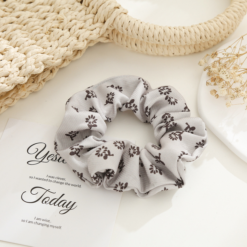 New Chinese-style pleated large intestine hair rings, fresh and delicate floral hair tie headwear, bun head, large elastic large intestine hair rings wholesale Specification image