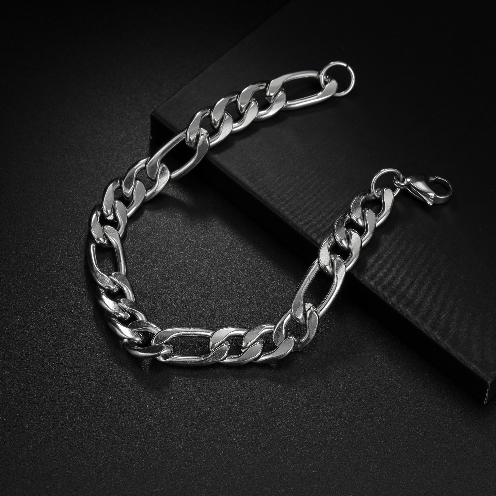 Titanium alloy NK Cuban chain bracelet DIY fashionable and personalized accessory bracelet bag chain flat chain men's chain Specification image