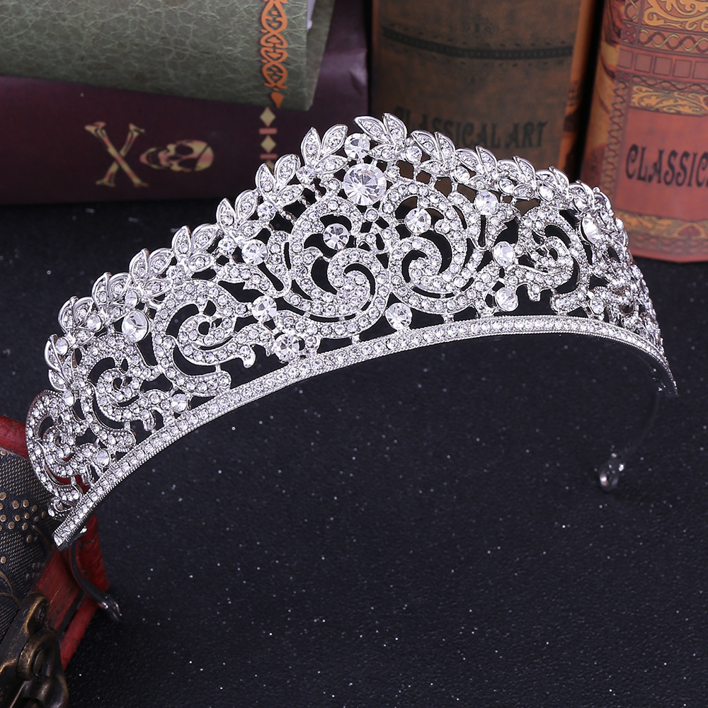 European and American wedding headwear, retro court-style accessories, 80% wedding crown, alloy rhinestone, bride's wedding dress, crown details Picture