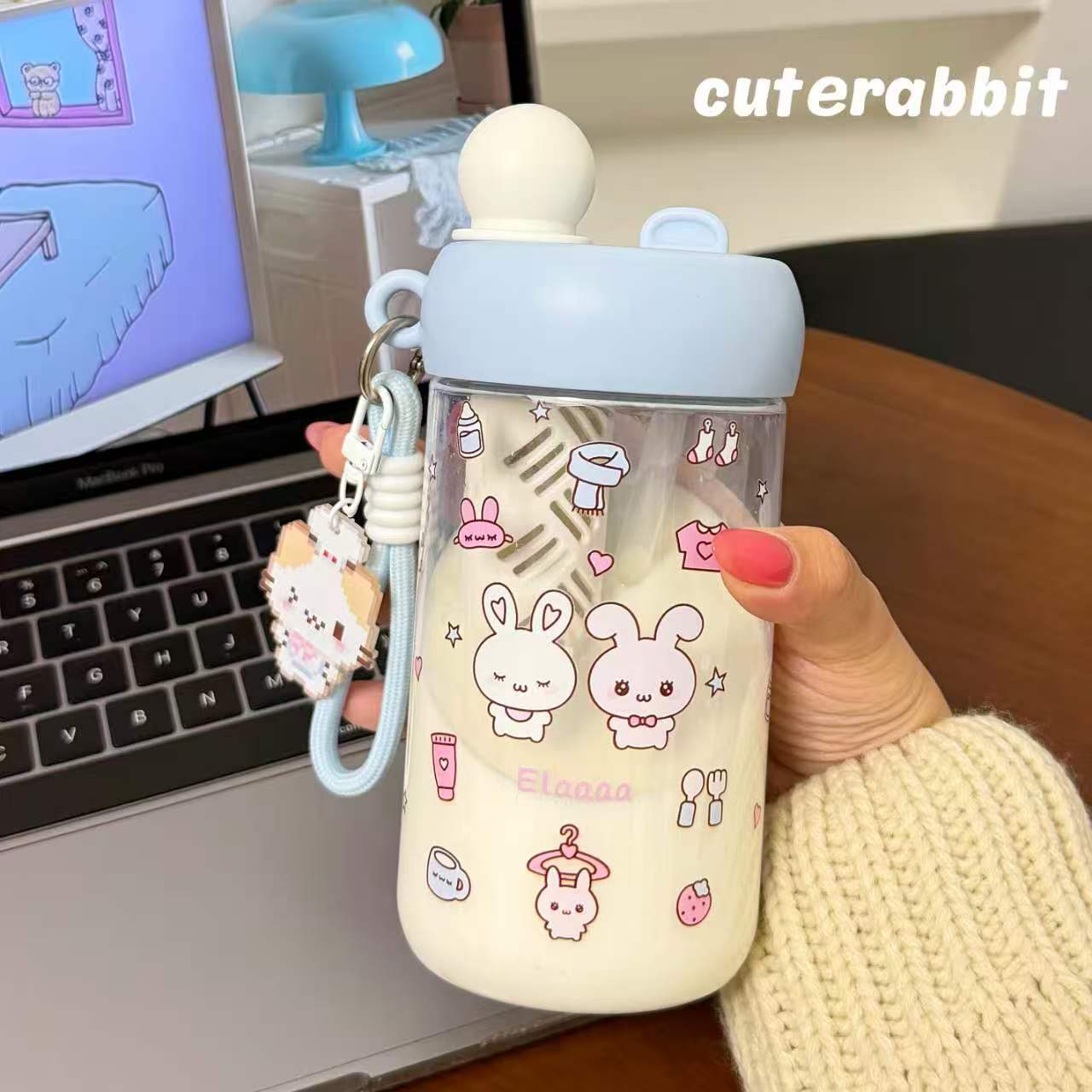 Cartoon cute cat straw cup, girls' high appearance level portable water cup, summer large-capacity high-temperature resistant travel cup Item Picture