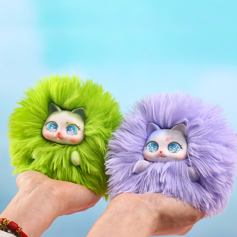 Messy kitten plush pendant blind box, cartoon cute girl backpack plush doll pendant, cute and fun doll blind box Application Scenario