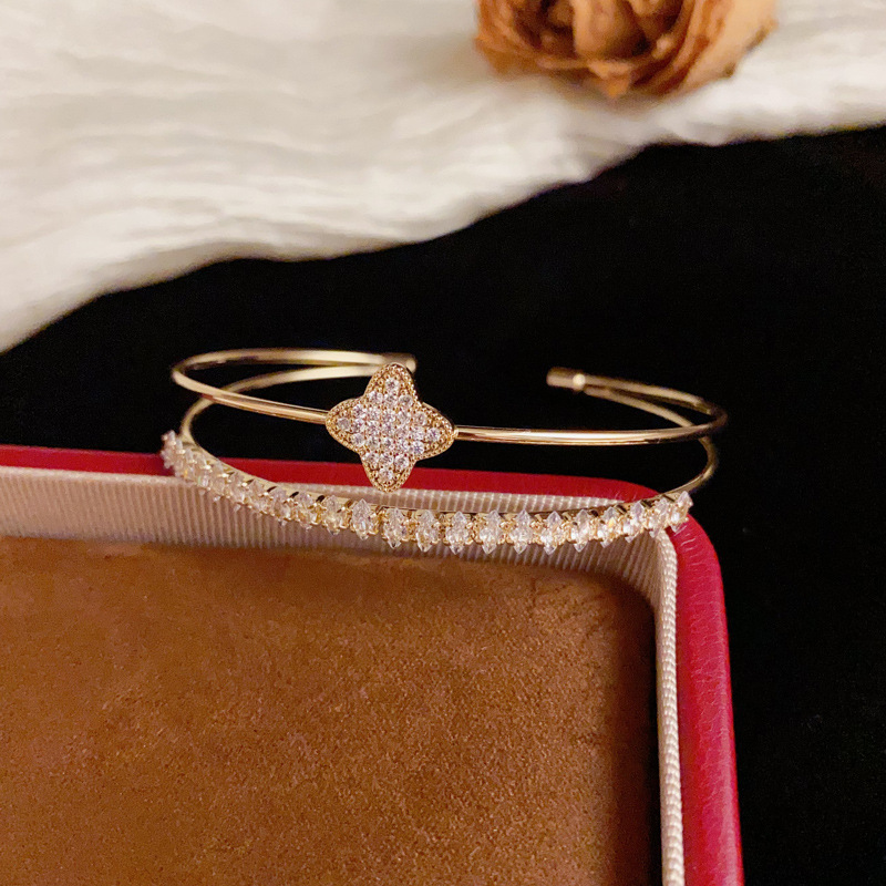 European and American personalized and fashionable cross-border full diamond four-leaf flower double-layer open bracelet, versatile and stylish design sense jewelry wholesale